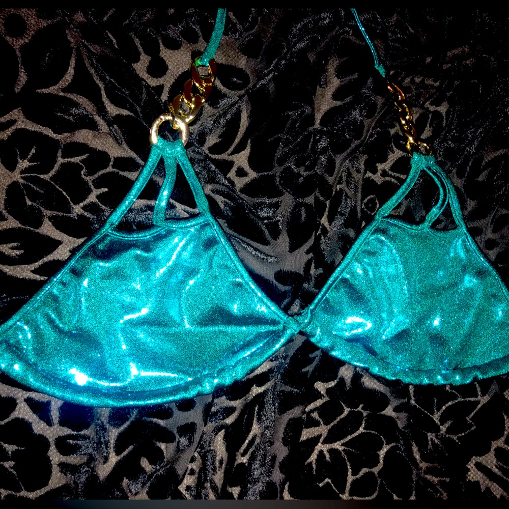 NEW!!!Satin and gold Top